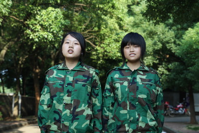 新華電腦專修學院新生軍訓花絮