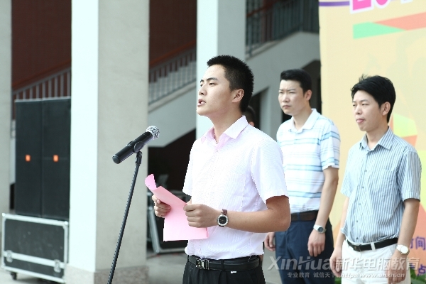 學生代表孫煥虎同學發言